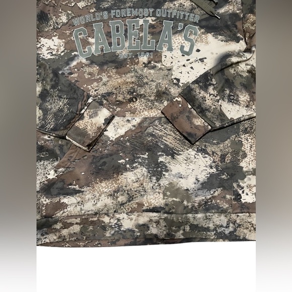 Cabela’s Men’s Camo Hoodie - Picture 2 of 5